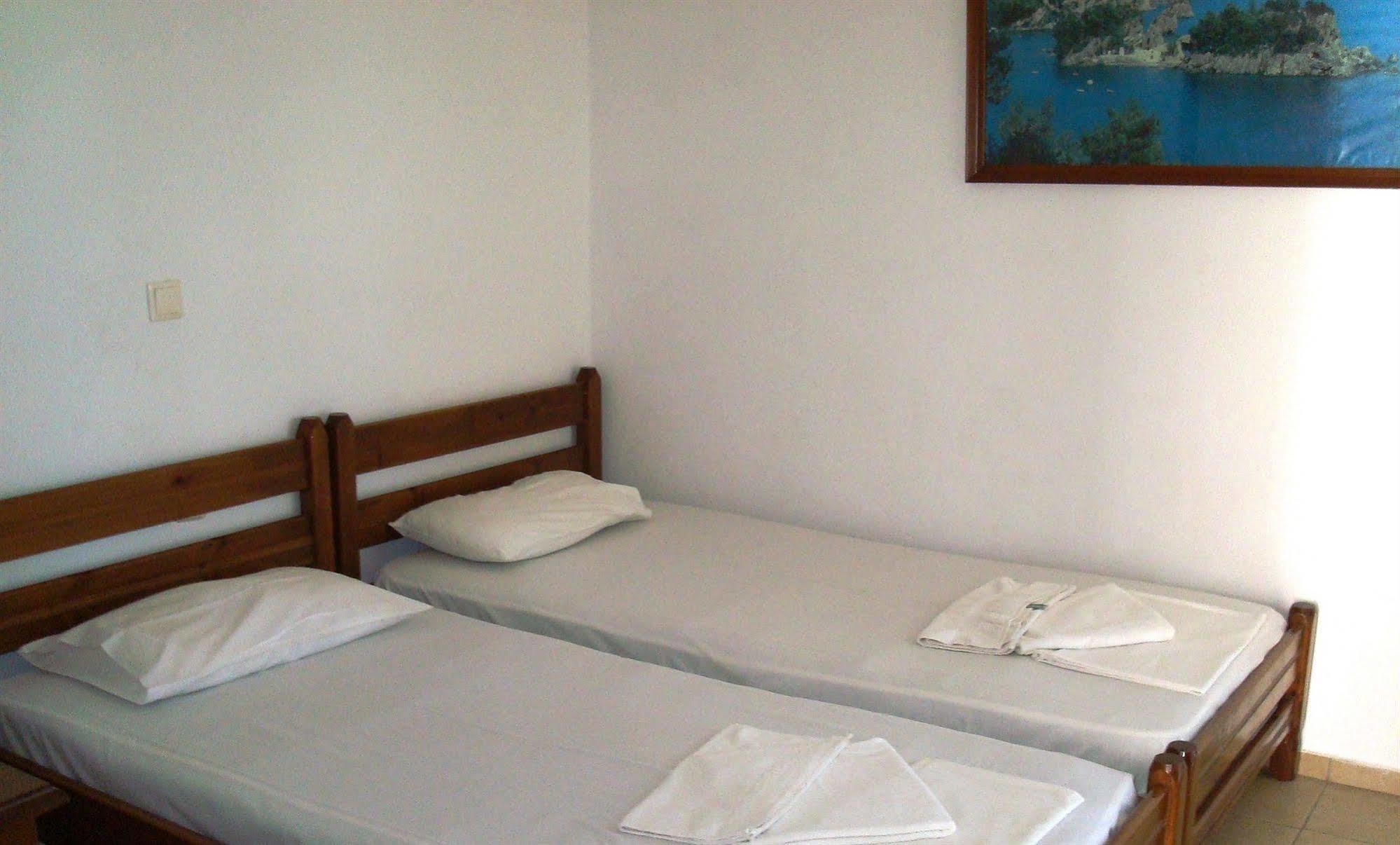 Sirocco Apartments Herszonisszosz Kültér fotó